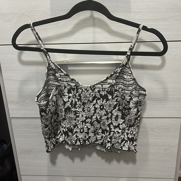 American Eagle Cropped Tank - Picture 2 of 2